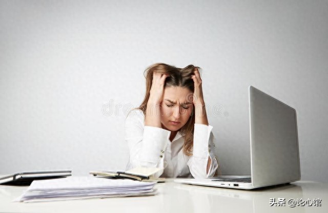 不想上班怎么办感觉太痛苦了（不想上班怎么办？只需2招）