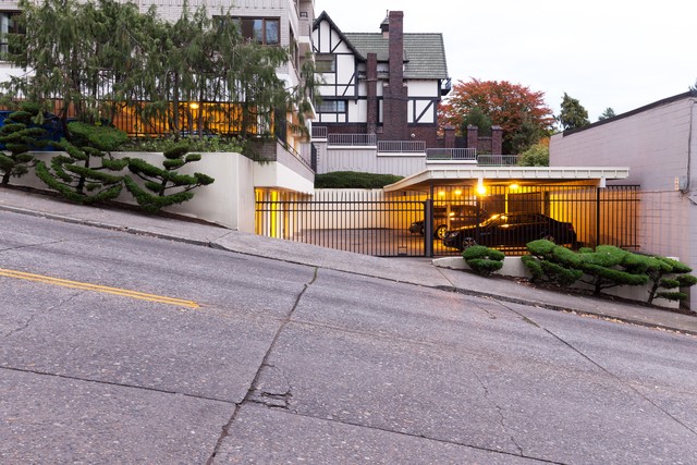 卫生间在哪个方位最好户型图（快来对照一下，家居户型中，你家里厕所的位置对于运势的影响）