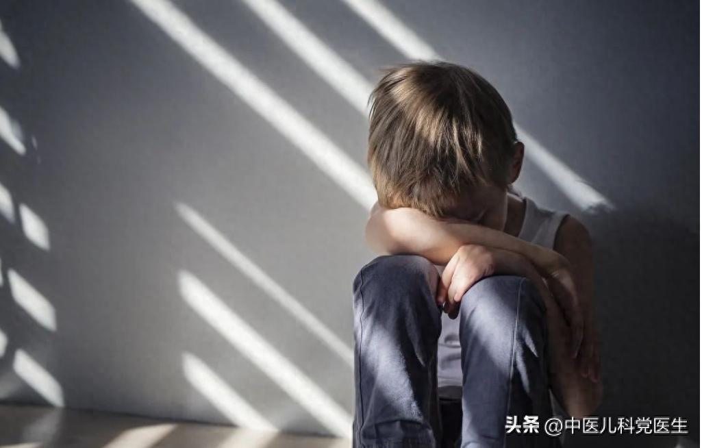 关于孩子什么叫自闭症的问题