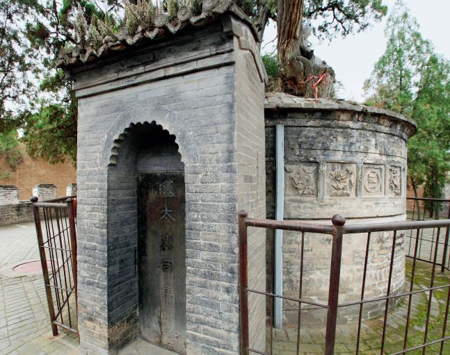 如何看待有人死轻于鸿毛，或重于泰山？